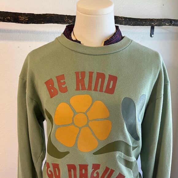 Desert Dreamer Green Oversized " Be Kind to Nature " Crewneck Sweater Size XS - Picture 8 of 12